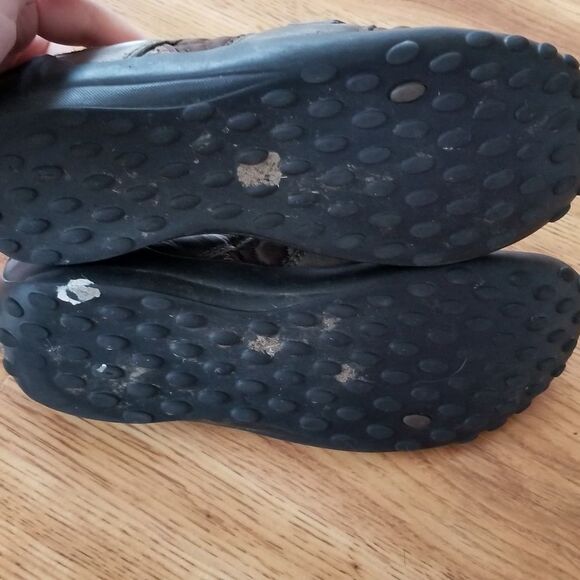 Flat Tire Women Shoe 8 ? Flat Outdoor Casual - Picture 5 of 5